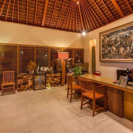 Villa Bali Asri Batubelig Seminyak  Ngoại thất bức ảnh