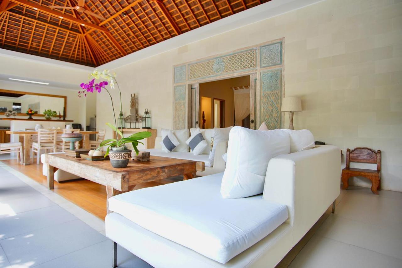 Villa Bali Asri Batubelig Seminyak  Ngoại thất bức ảnh